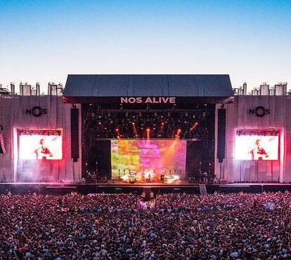 NOS Alive: Primeiro dia conta com mais de 55 mil pessoas