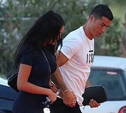 Georgina seduz Cristiano Ronaldo em final de gravidez