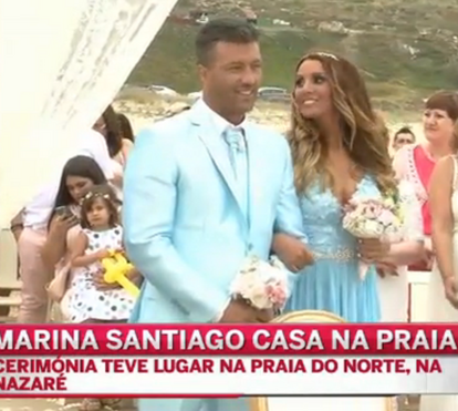 Marina Santiago casa na praia da Nazaré