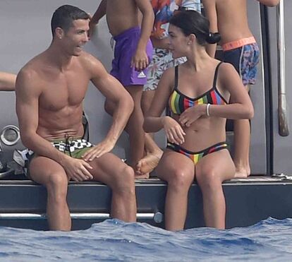 Cristiano Ronaldo iliba o 'super-empresário' Jorge Mendes e despede advogados