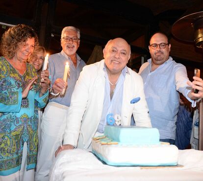 Abel Dias celebra 69º aniversário entre amigos 