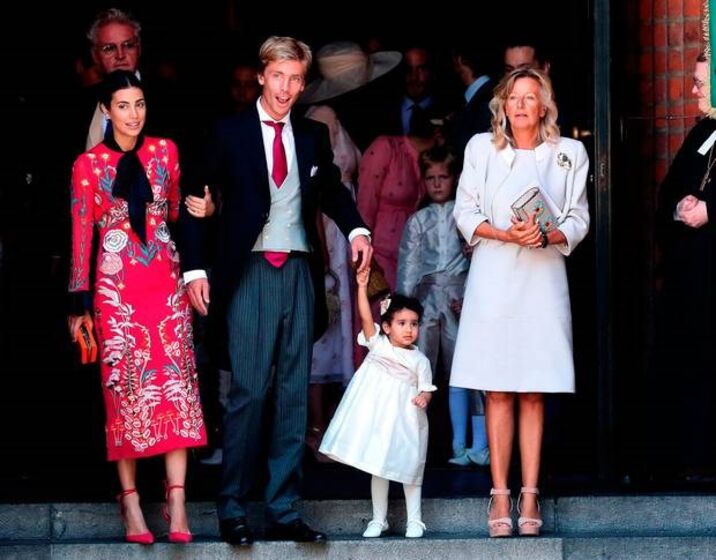 Christian de Hannover, irmão do noivo, com a noiva, Alessandra de Osma, e a mãe, Chantal Hochulli