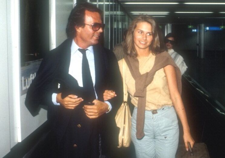 A vida de playboy de Julio Iglesias 