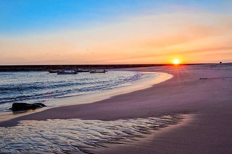 PRAIA DA AGUDA