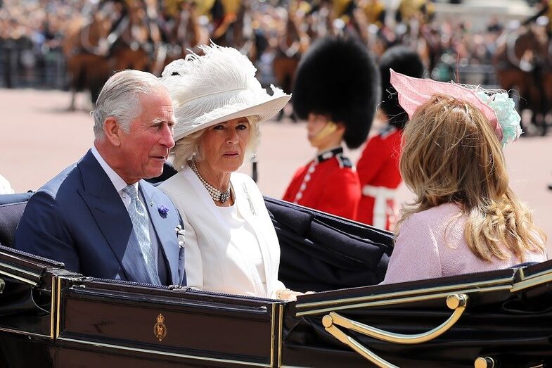 letizia, felipe, isabel ii