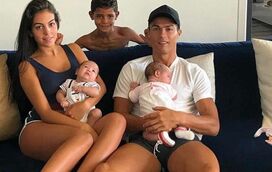 A primeira foto de família de Cristiano Ronaldo 