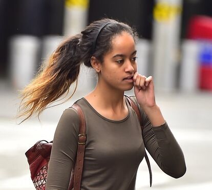 Filha de Barack Obama fotografada aos beijos com um estudante misterioso da Universidade de Harvard