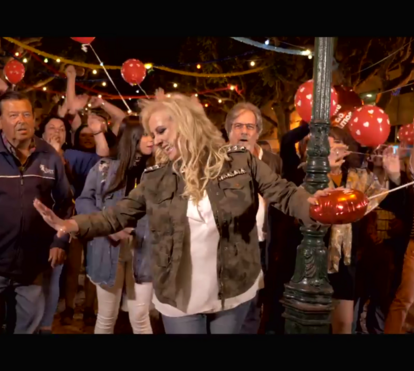 Sem namorada, José Fidalgo foi para a Costa da Caparica com a mãe