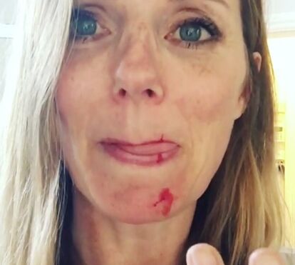 Ex Spice Girl Geri Halliwell atacada em casa