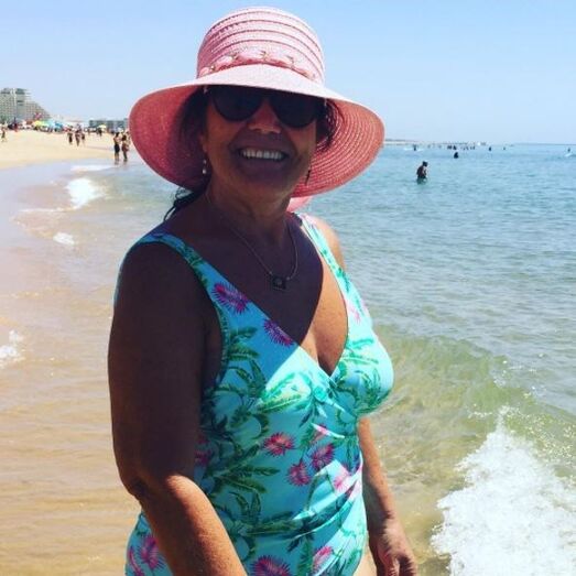 Dolores Aveiro