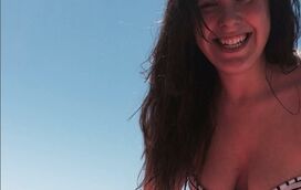 Joana Machado volta a mostrar-se de fato de banho. E as reações surgiram