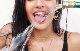 Já conhece a modelo que está a fazer furor por causa das (enormes) sobrancelhas?