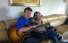 Tony Carreira declara-se a amigo de longa data: "Há um amor muito grande"