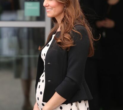 Grávida outra vez? Meghan Markle não pára de comer chocolates e batatas fritas e os rumores aumentam... 
