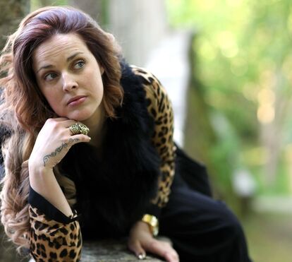 A vida da cantora Micaela em imagens