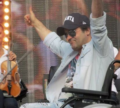 Emocionante! Tony Carreira é o grande apoio do seu compositor Ricardo Landum, que não desiste de viver