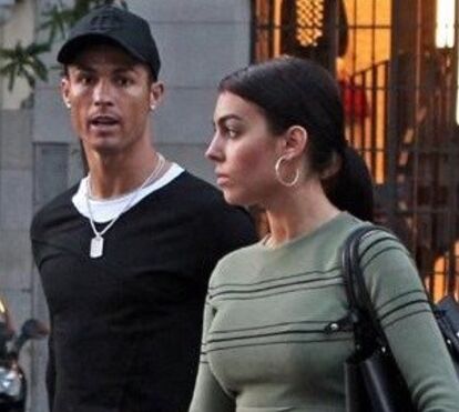 Ronaldo pede Georgina em casamento