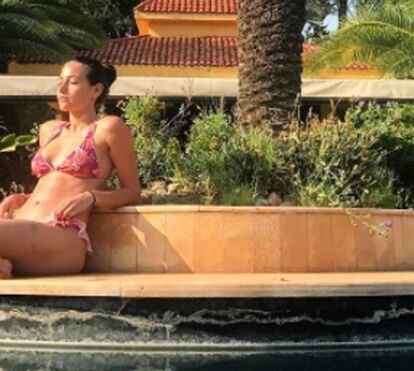 Namorada de futebolista Bernardo Silva gosta de posar de biquíni nas redes sociais