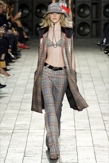 Versus Versace ss18 LFW