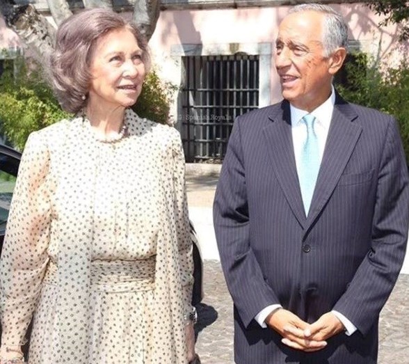 Rainha Sofia de Espanha ao lado do Presidente da República Marcelo Rebelo de Sousa