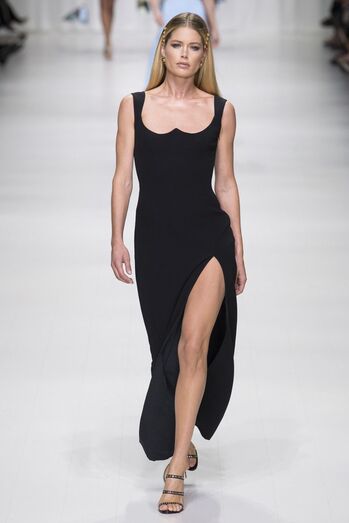 Os mágicos anos 90 da Versace