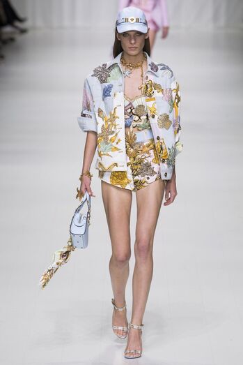 Os mágicos anos 90 da Versace