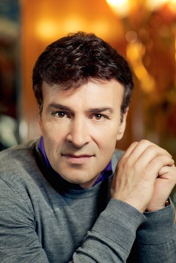 tony carreira