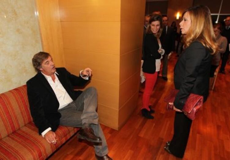Miguel Sousa Tavares, Teresa Caeiro