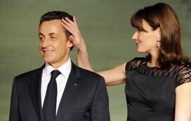 Et voilà, Nicolas Sarkozy preso um ano em casa com pulseira a fazer companhia a Carla Bruni