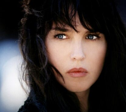 Isabelle Adjani reaparece... 45 quilos mais magra