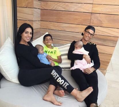 Filha de Cristiano Ronaldo chama-se Alana Martina