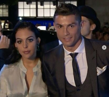 Ronaldo e Georgina festejam prémio do Melhor do Mundo