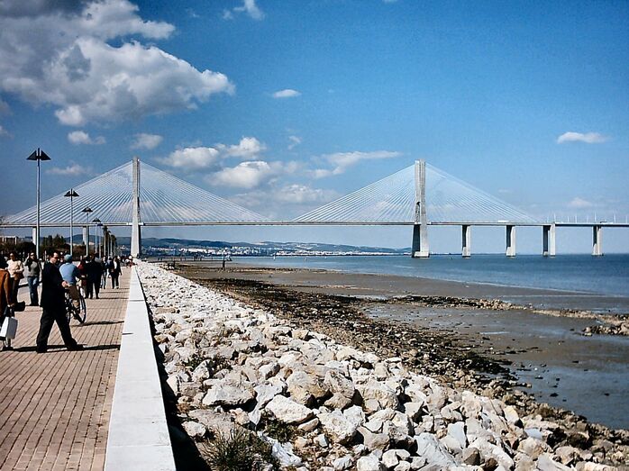 Parque das Nações, ponte vasco da gama, rio tejo, lisboa