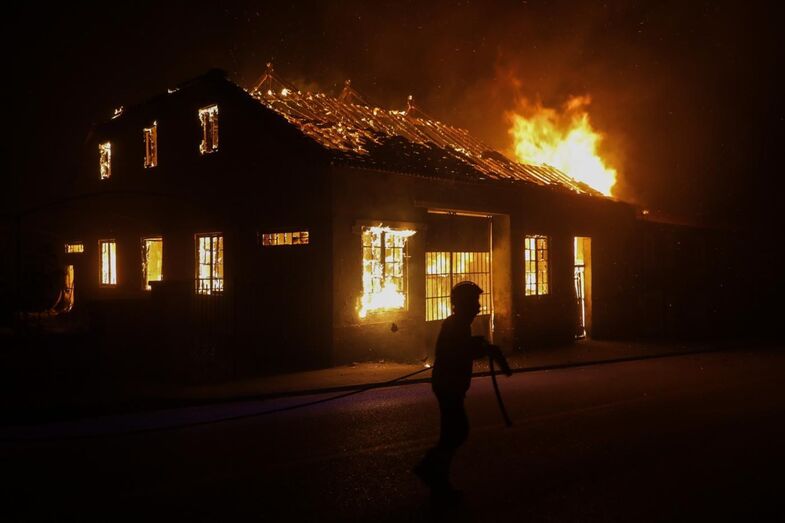 Incêndios, fogos, pânico, calamidade, país em chamas