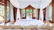 Kátia Aveiro, Férias de Luxo, Bali