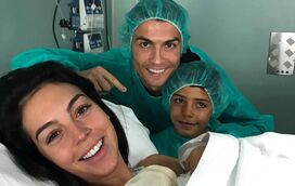 Pela 1.ª vez, Ronaldo assistiu ao parto e vai acompanhar os primeiros dias da filha