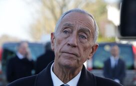 Marcelo Rebelo de Sousa e muitas figuras da sociedade na despedida de Belmiro de Azevedo