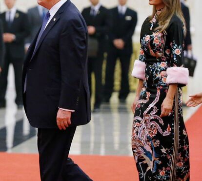 Melania Trump num coordenado floral