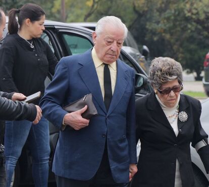Família e namorada de João Ricardo unidos no último adeus