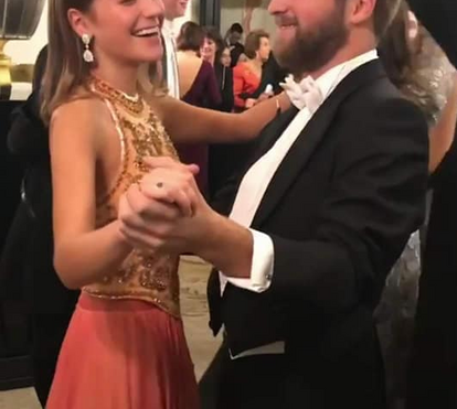 Le Bal : Os segredos do baile de debutantes mais requintado do mundo onde brilhou a nossa infanta