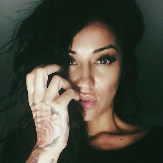 ana Malhoa