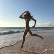 Elle Macpherson
