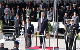 Marcelo Rebelo de Sousa comemora aniversário com militares da Marinha