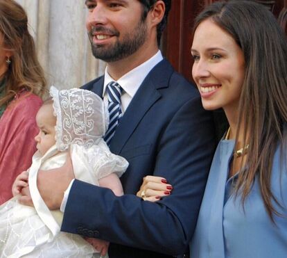 Júlia Belard adia casamento por causa do filho