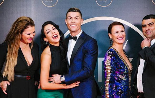 cristiano ronaldo, georgina rodríguez, gala cr7