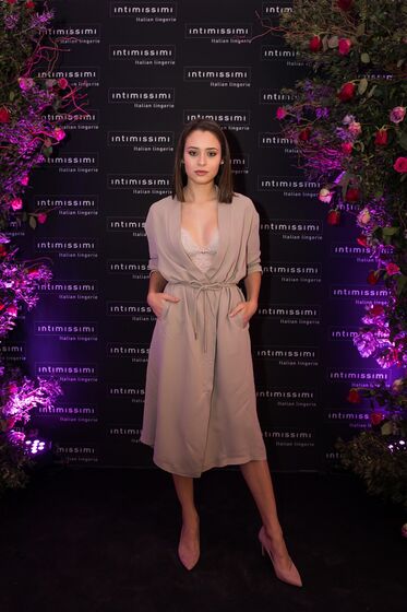 famosas portuguesas em lingerie sensual 