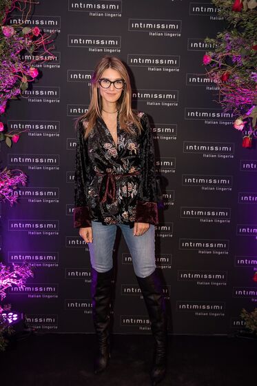 famosas portuguesas em lingerie sensual 