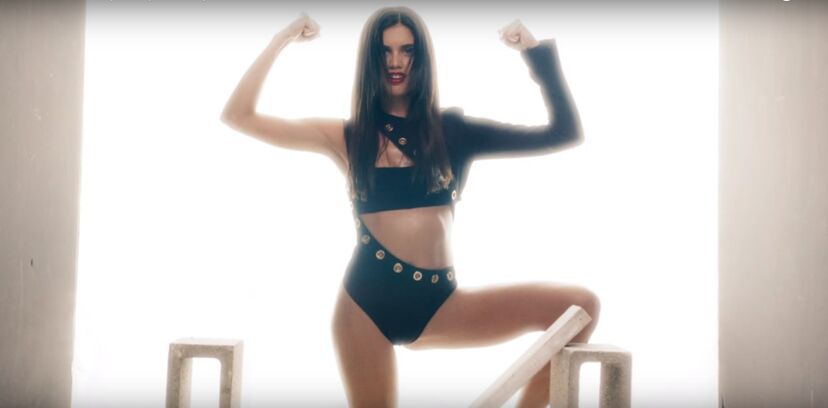 Sara Sampaio, Love Magazine, Love Advent