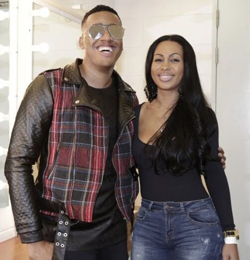 Anselmo Ralph e a mulher