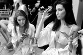 bella hadid, gigi hadid